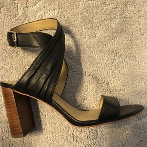 Ann Taylor leather heels EUC size 6.5